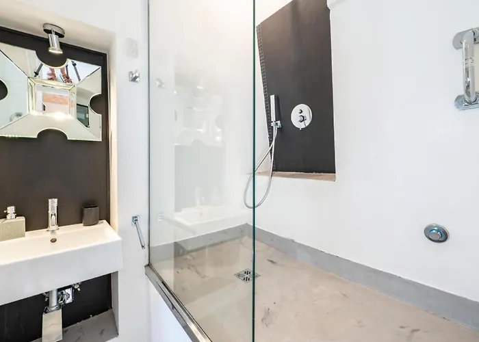 דירה Dimora Oliver By Rentbeat אוסטוני